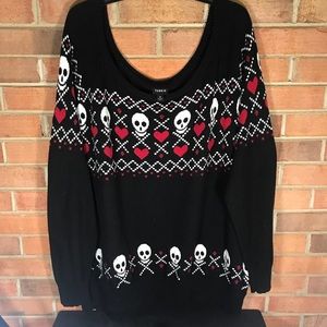 Pixel skull and heart Torrid sweater size 3